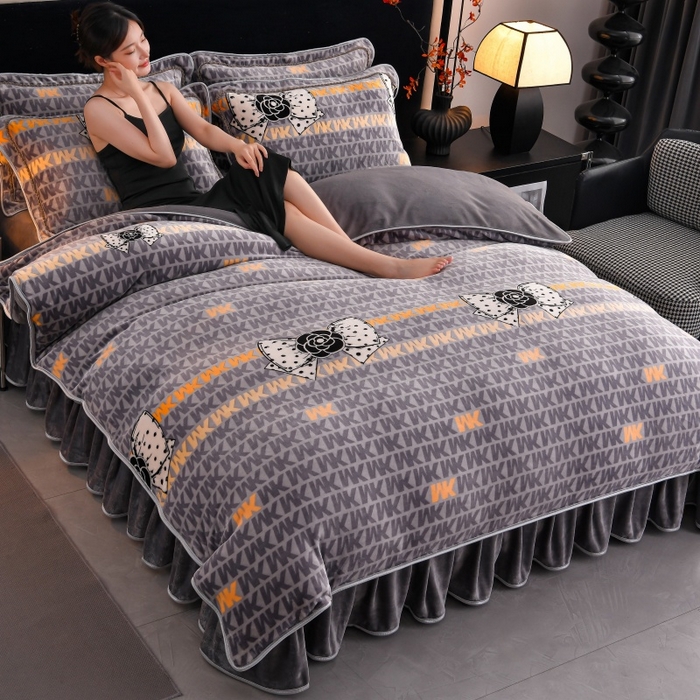 91家纺网 家纺一手货源 找家纺 诺梵家纺 2025新款8斤加厚保暖金貂绒牛奶绒印花四件套 甜昔