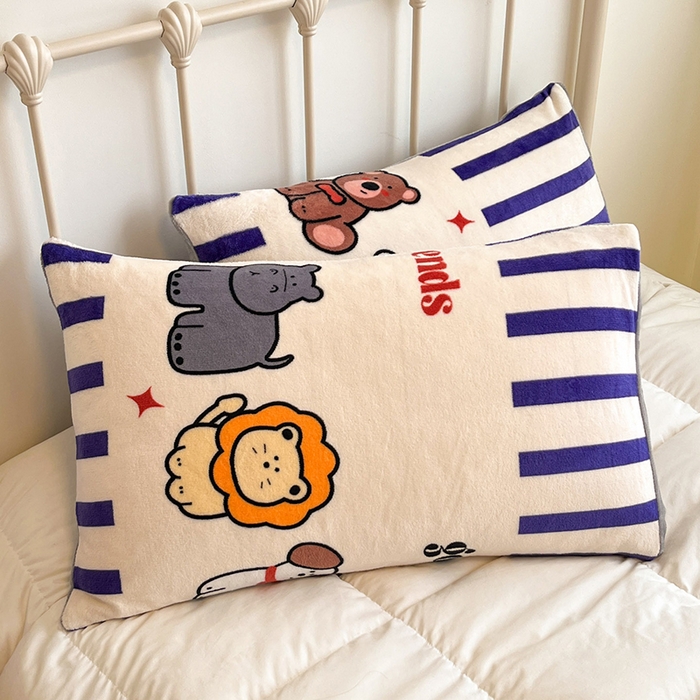 91家纺网 家纺一手货源 找家纺 红嘴企鹅 2025新款A类ins风卡通可爱加厚牛奶绒羊羔绒毛毯毯子办公室沙发儿童空调盖毯午休毯 动物乐园