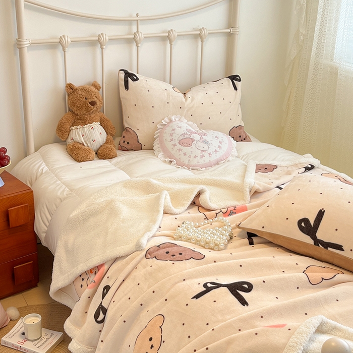 91家纺网 家纺一手货源 找家纺 红嘴企鹅 2025新款A类ins风卡通可爱加厚牛奶绒羊羔绒毛毯毯子办公室沙发儿童空调盖毯午休毯 蝴蝶结狗狗