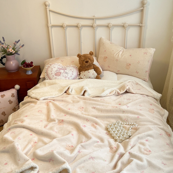 91家纺网 家纺一手货源 找家纺 红嘴企鹅 2025新款A类ins风卡通可爱加厚牛奶绒羊羔绒毛毯毯子办公室沙发儿童空调盖毯午休毯 可爱比熊