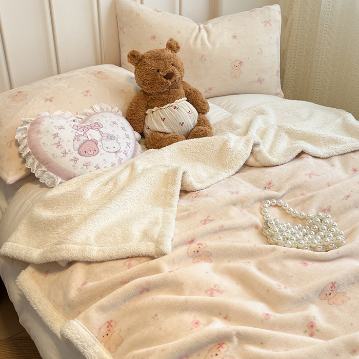 91家纺网 家纺一手货源 找家纺 红嘴企鹅 2025新款A类ins风卡通可爱加厚牛奶绒羊羔绒毛毯毯子办公室沙发儿童空调盖毯午休毯 可爱比熊