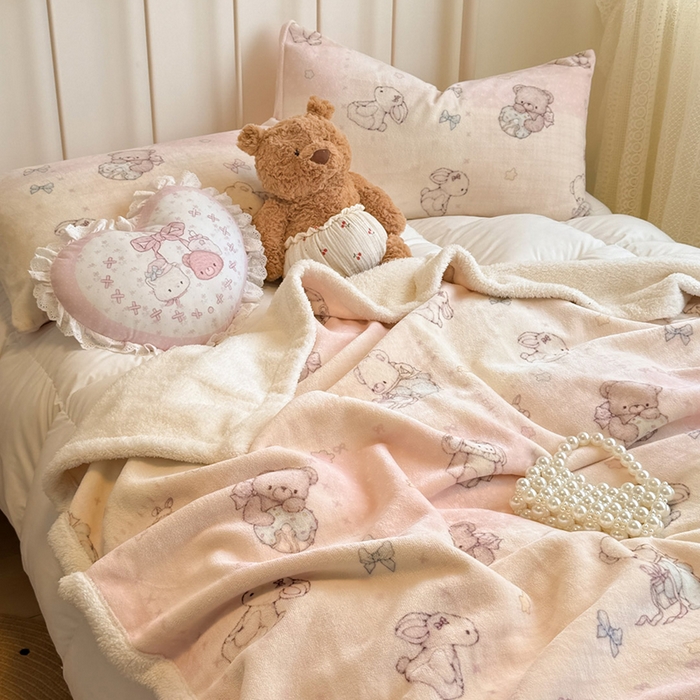 91家纺网 家纺一手货源 找家纺 红嘴企鹅 2025新款A类ins风卡通可爱加厚牛奶绒羊羔绒毛毯毯子办公室沙发儿童空调盖毯午休毯 梦幻小熊