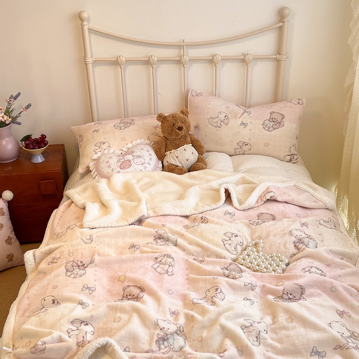 91家纺网 家纺一手货源 找家纺 红嘴企鹅 2025新款A类ins风卡通可爱加厚牛奶绒羊羔绒毛毯毯子办公室沙发儿童空调盖毯午休毯 梦幻小熊