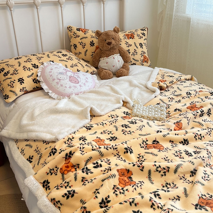 91家纺网 家纺一手货源 找家纺 红嘴企鹅 2025新款A类ins风卡通可爱加厚牛奶绒羊羔绒毛毯毯子办公室沙发儿童空调盖毯午休毯 摩咖熊