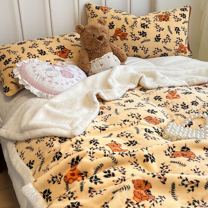 91家纺网 家纺一手货源 找家纺 红嘴企鹅 2025新款A类ins风卡通可爱加厚牛奶绒羊羔绒毛毯毯子办公室沙发儿童空调盖毯午休毯 摩咖熊