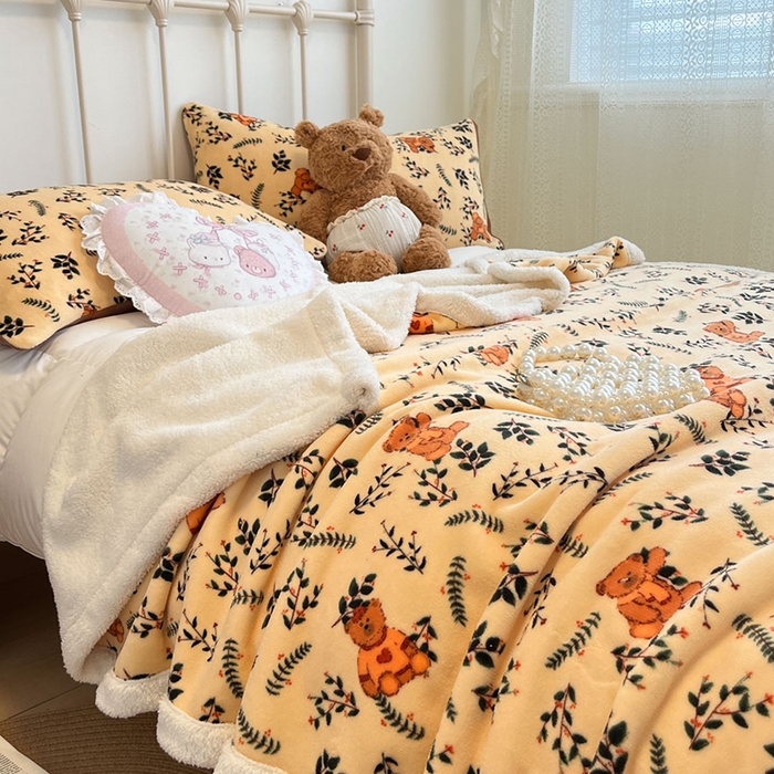 91家纺网 家纺一手货源 找家纺 红嘴企鹅 2025新款A类ins风卡通可爱加厚牛奶绒羊羔绒毛毯毯子办公室沙发儿童空调盖毯午休毯 摩咖熊