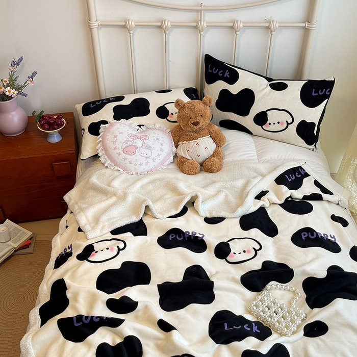 91家纺网 家纺一手货源 找家纺 红嘴企鹅 2025新款A类ins风卡通可爱加厚牛奶绒羊羔绒毛毯毯子办公室沙发儿童空调盖毯午休毯 奶油狗