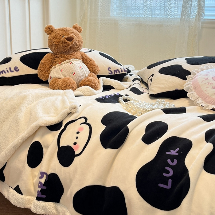 91家纺网 家纺一手货源 找家纺 红嘴企鹅 2025新款A类ins风卡通可爱加厚牛奶绒羊羔绒毛毯毯子办公室沙发儿童空调盖毯午休毯 奶油狗