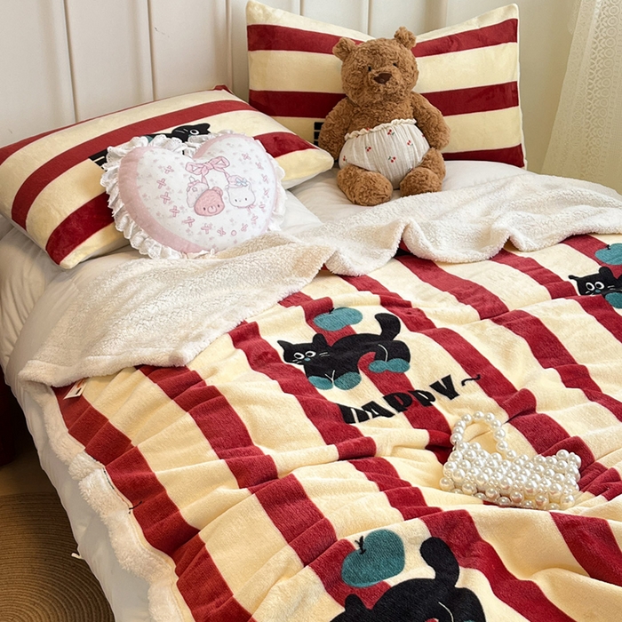 91家纺网 家纺一手货源 找家纺 红嘴企鹅 2025新款A类ins风卡通可爱加厚牛奶绒羊羔绒毛毯毯子办公室沙发儿童空调盖毯午休毯 平安猫