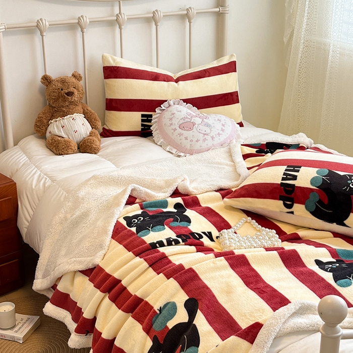 91家纺网 家纺一手货源 找家纺 红嘴企鹅 2025新款A类ins风卡通可爱加厚牛奶绒羊羔绒毛毯毯子办公室沙发儿童空调盖毯午休毯 平安猫