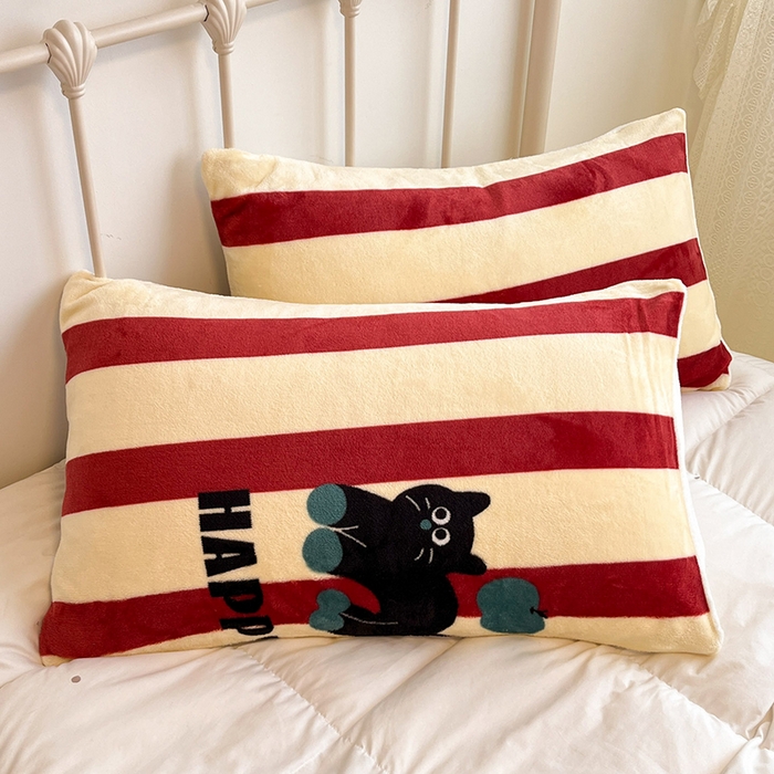 91家纺网 家纺一手货源 找家纺 红嘴企鹅 2025新款A类ins风卡通可爱加厚牛奶绒羊羔绒毛毯毯子办公室沙发儿童空调盖毯午休毯 平安猫