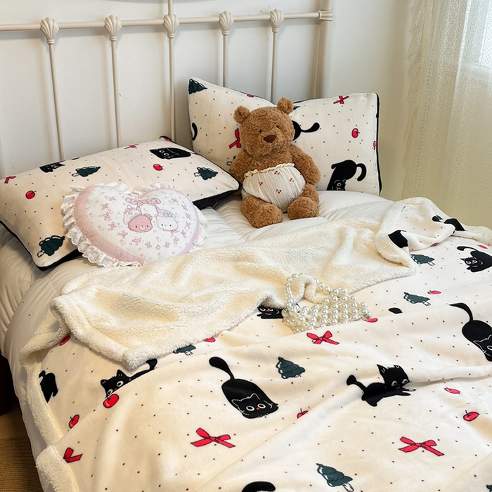 91家纺网 家纺一手货源 找家纺 红嘴企鹅 2025新款A类ins风卡通可爱加厚牛奶绒羊羔绒毛毯毯子办公室沙发儿童空调盖毯午休毯 圣诞猫