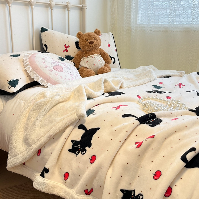 91家纺网 家纺一手货源 找家纺 红嘴企鹅 2025新款A类ins风卡通可爱加厚牛奶绒羊羔绒毛毯毯子办公室沙发儿童空调盖毯午休毯 圣诞猫