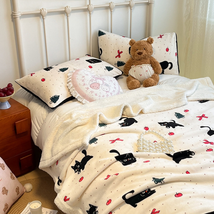 91家纺网 家纺一手货源 找家纺 红嘴企鹅 2025新款A类ins风卡通可爱加厚牛奶绒羊羔绒毛毯毯子办公室沙发儿童空调盖毯午休毯 圣诞猫