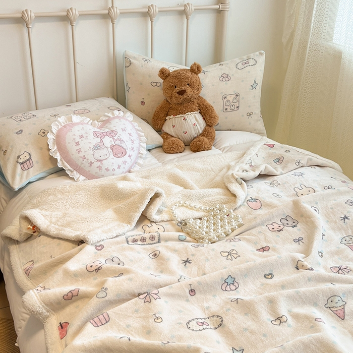 91家纺网 家纺一手货源 找家纺 红嘴企鹅 2025新款A类ins风卡通可爱加厚牛奶绒羊羔绒毛毯毯子办公室沙发儿童空调盖毯午休毯 小星甜点