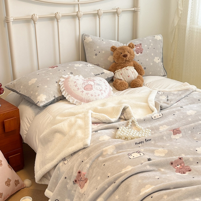 91家纺网 家纺一手货源 找家纺 红嘴企鹅 2025新款A类ins风卡通可爱加厚牛奶绒羊羔绒毛毯毯子办公室沙发儿童空调盖毯午休毯 星云小熊