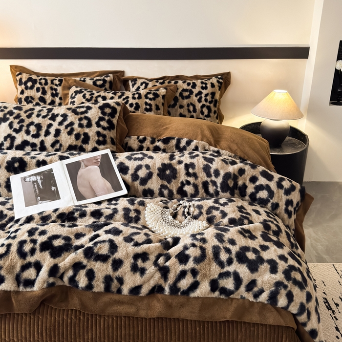 91家纺网 家纺一手货源 找家纺 （总）九花鹿 2024新款A类宽边工艺款丹麦兔毛绒牛奶绒四件套