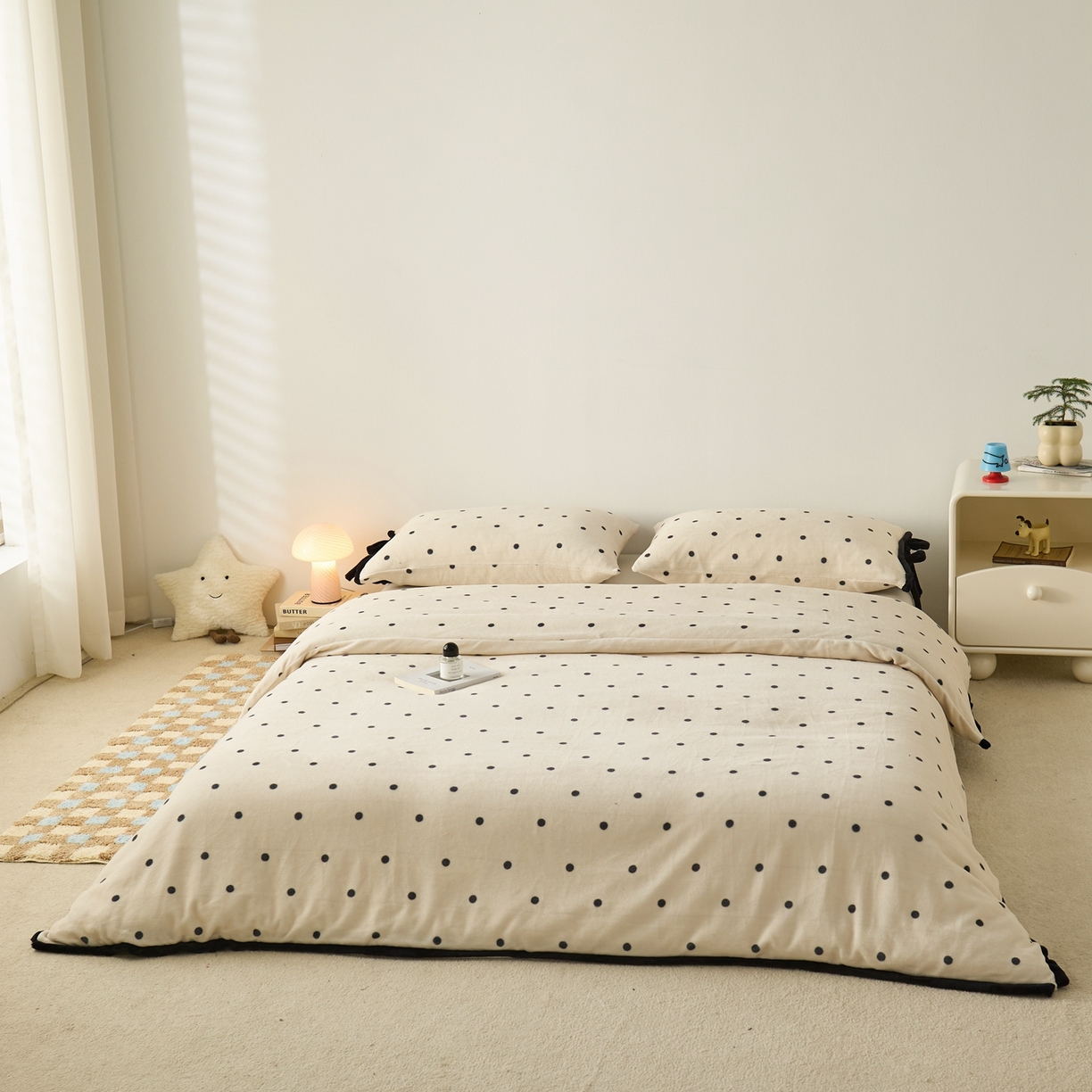 91家纺网 家纺一手货源 找家纺 禧禾 2025新款250G消光速暖绒印花断角拼色四件套-波尔卡（控价：到手价不能低于258） 波尔卡-斯托白