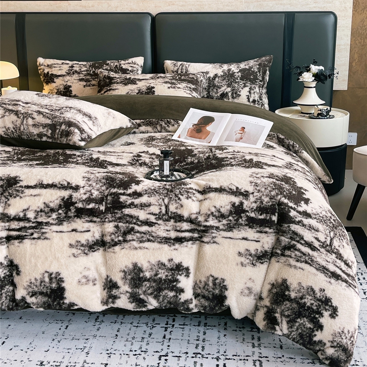 91家纺网 家纺一手货源 找家纺 （总）佰亿莱 2025新款印花兔毛绒双面锁温暖绒四件套