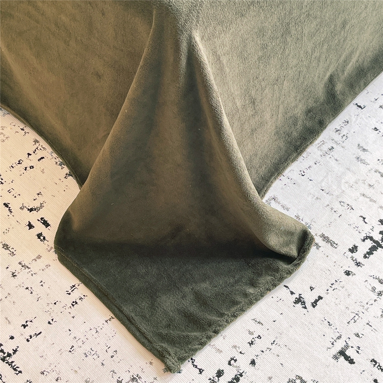 91家纺网 家纺一手货源 找家纺 （总）佰亿莱 2025新款印花兔毛绒双面锁温暖绒四件套