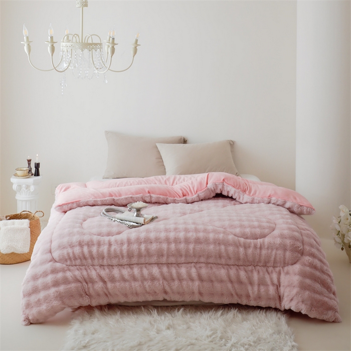 91家纺网 家纺一手货源 找家纺 （总）申龙家纺 2025新款ab版兔绒牛奶绒冬被