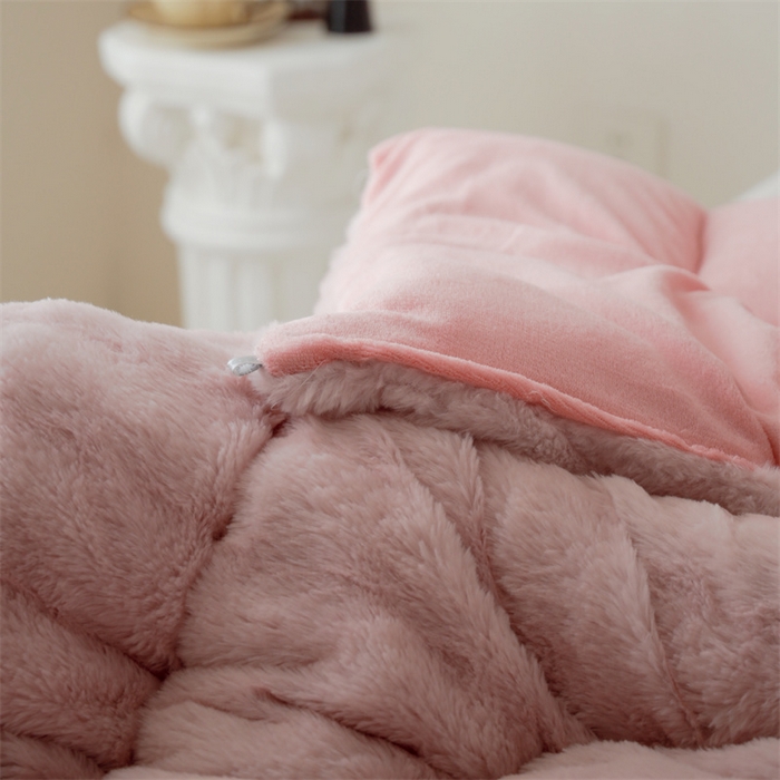 91家纺网 家纺一手货源 找家纺 （总）申龙家纺 2025新款ab版兔绒牛奶绒冬被