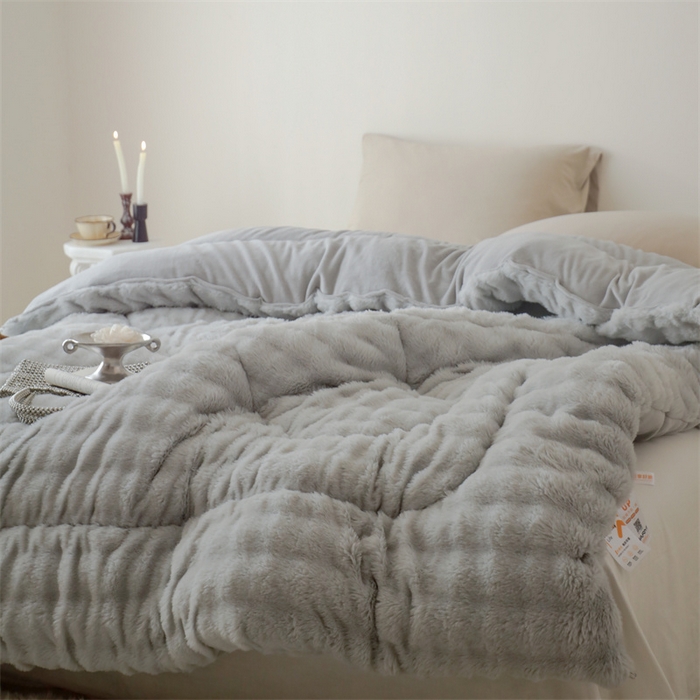 91家纺网 家纺一手货源 找家纺 申龙家纺 2025新款ab版兔绒牛奶绒冬被 灰
