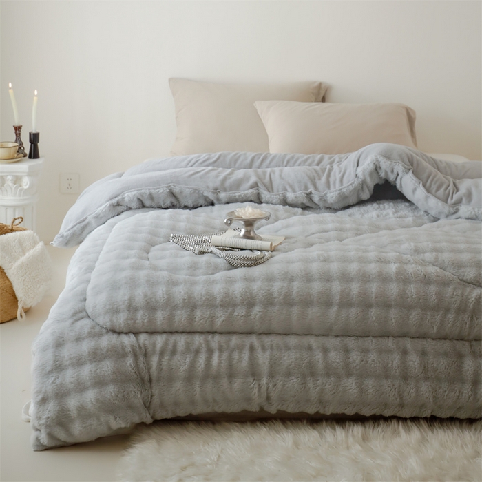 91家纺网 家纺一手货源 找家纺 申龙家纺 2025新款ab版兔绒牛奶绒冬被 灰