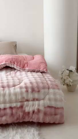 91家纺网 家纺一手货源 找家纺 申龙家纺 2025新款ab版兔绒牛奶绒冬被 渐变粉