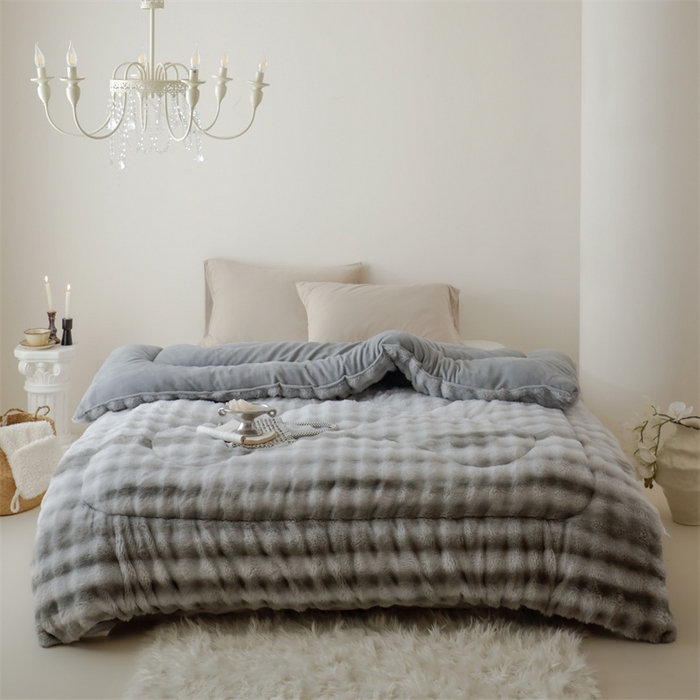 91家纺网 家纺一手货源 找家纺 申龙家纺 2025新款ab版兔绒牛奶绒冬被 渐变灰