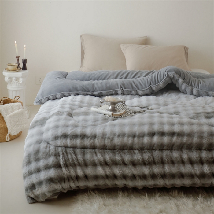 91家纺网 家纺一手货源 找家纺 申龙家纺 2025新款ab版兔绒牛奶绒冬被 渐变灰