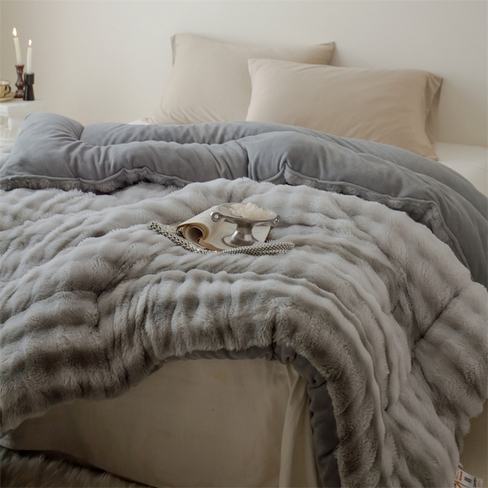申龙家纺 2025新款ab版兔绒牛奶绒冬被 渐变灰