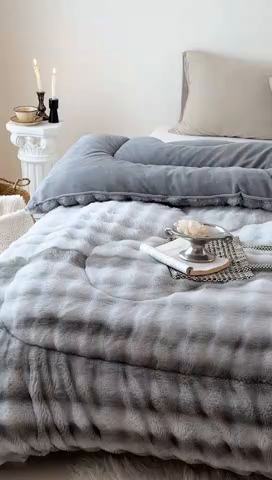 91家纺网 家纺一手货源 找家纺 申龙家纺 2025新款ab版兔绒牛奶绒冬被 渐变灰