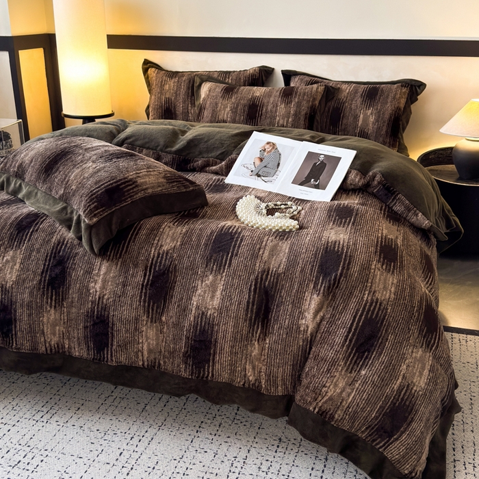 91家纺网 家纺一手货源 找家纺 九花鹿 2024新款A类宽边工艺款丹麦兔毛绒牛奶绒四件套 宽边丹麦兔绒-奥黛丽