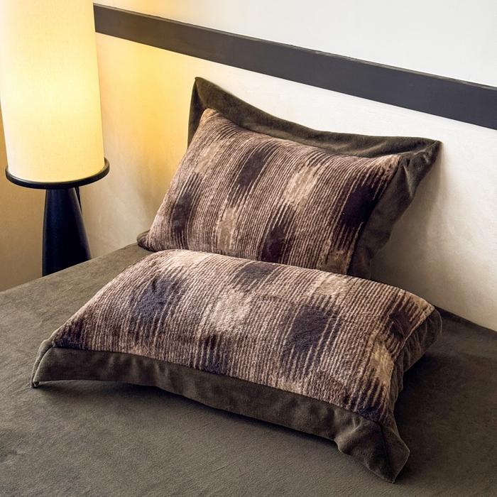 91家纺网 家纺一手货源 找家纺 九花鹿 2024新款A类宽边工艺款丹麦兔毛绒牛奶绒四件套 宽边丹麦兔绒-奥黛丽