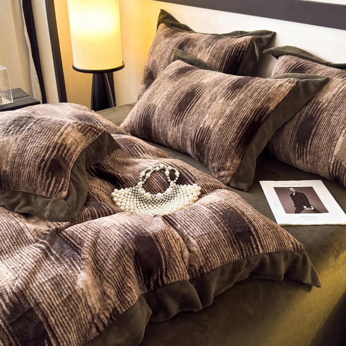 91家纺网 家纺一手货源 找家纺 九花鹿 2024新款A类宽边工艺款丹麦兔毛绒牛奶绒四件套 宽边丹麦兔绒-奥黛丽