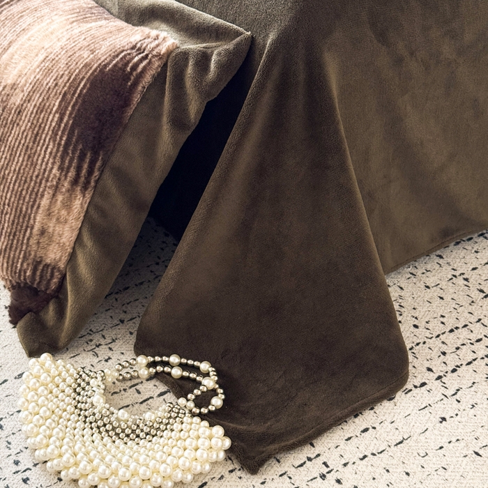 91家纺网 家纺一手货源 找家纺 九花鹿 2024新款A类宽边工艺款丹麦兔毛绒牛奶绒四件套 宽边丹麦兔绒-奥黛丽