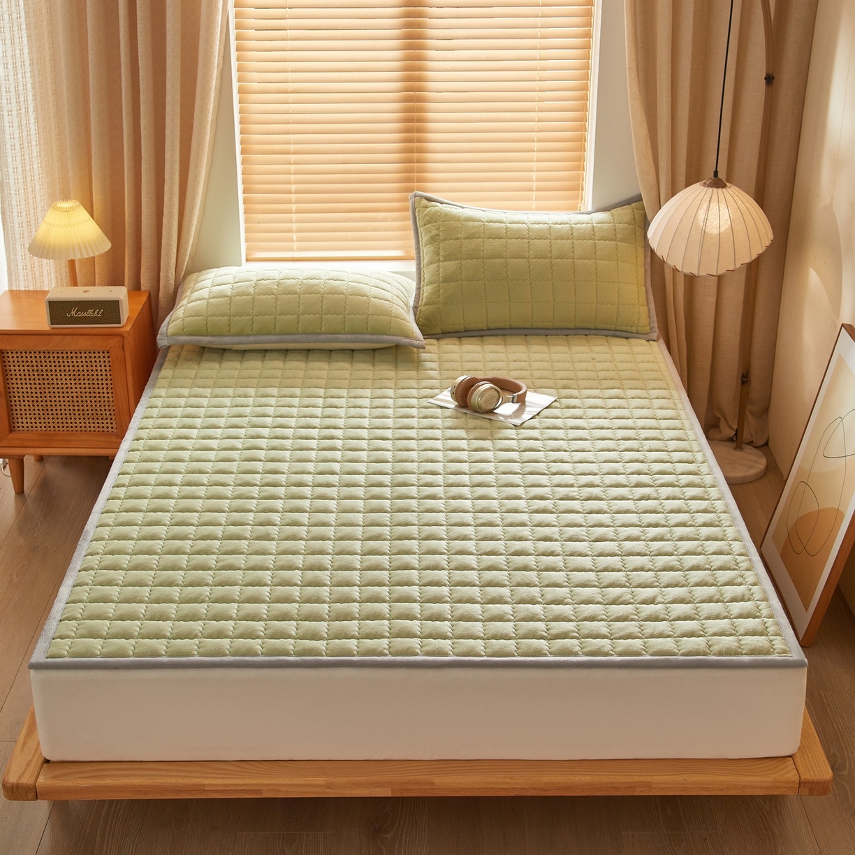 91家纺网 家纺一手货源 找家纺 芊梵床垫 2025新款牛奶绒褥子系列-无烫画版 抹茶绿