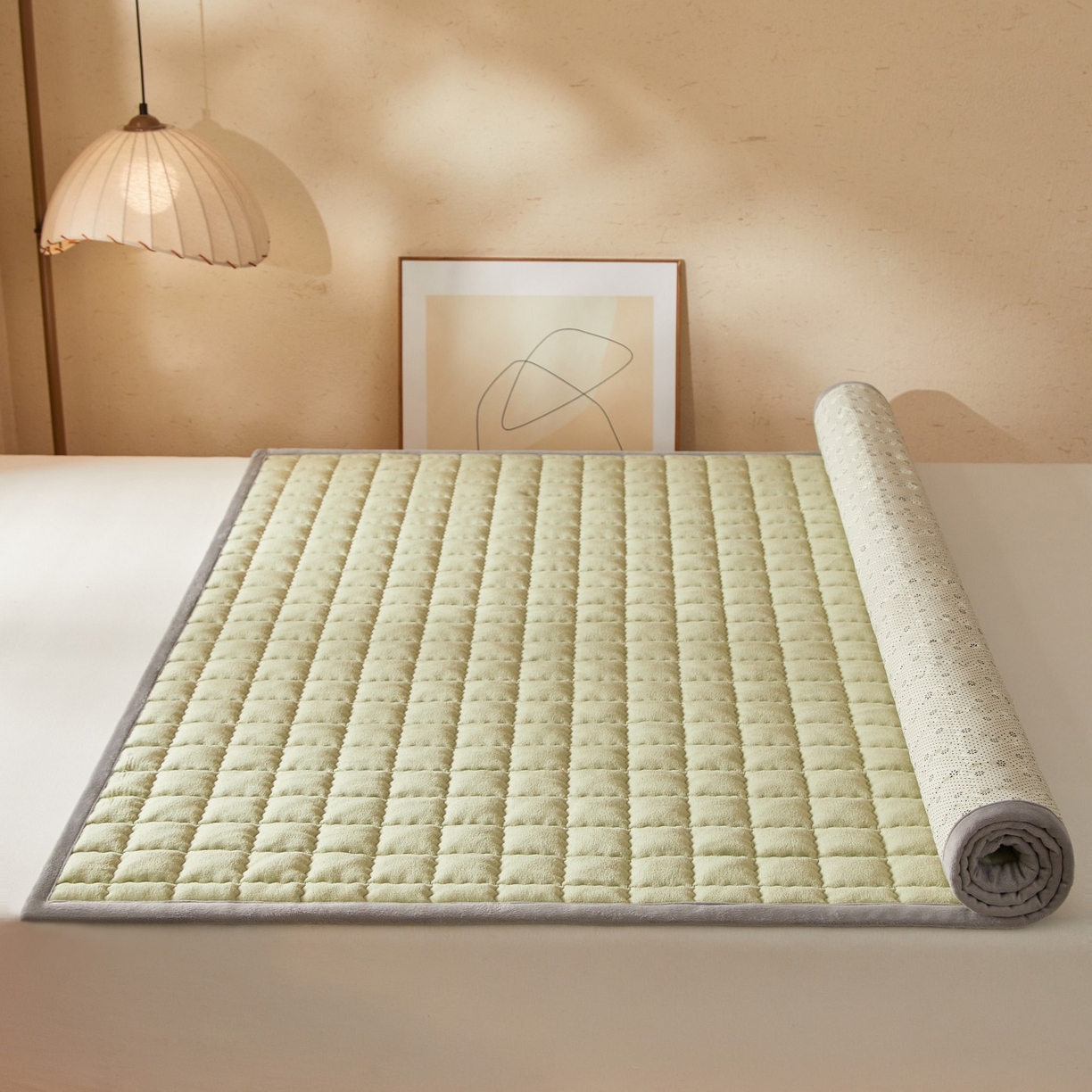 91家纺网 家纺一手货源 找家纺 芊梵床垫 2025新款牛奶绒褥子系列-无烫画版 抹茶绿
