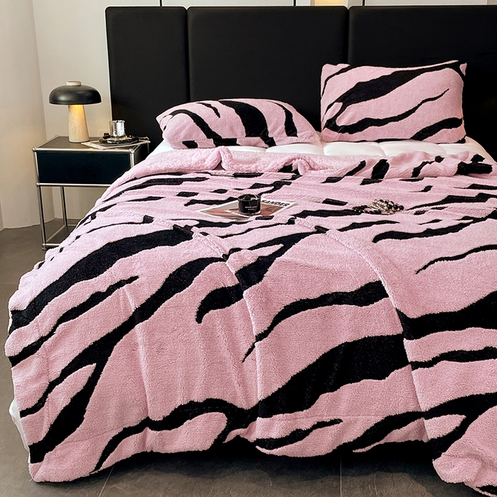 91家纺网 家纺一手货源 找家纺 楼兰公主毛毯专供 2025爆款阳离子赫本双层单层羊羔绒跨境绒毯 赫本-豆沙