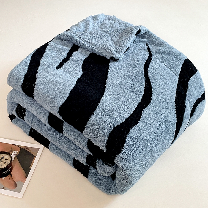 91家纺网 家纺一手货源 找家纺 楼兰公主毛毯专供 2025爆款阳离子赫本双层单层羊羔绒跨境绒毯 赫本-深蓝