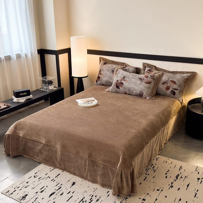 91家纺网 家纺一手货源 找家纺 九花鹿 2024新款A类宽边工艺款丹麦兔毛绒牛奶绒四件套 宽边丹麦兔绒-秋实(咖）