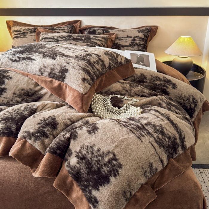 91家纺网 家纺一手货源 找家纺 九花鹿 2024新款A类宽边工艺款丹麦兔毛绒牛奶绒四件套 宽边丹麦兔绒-亦境(咖）