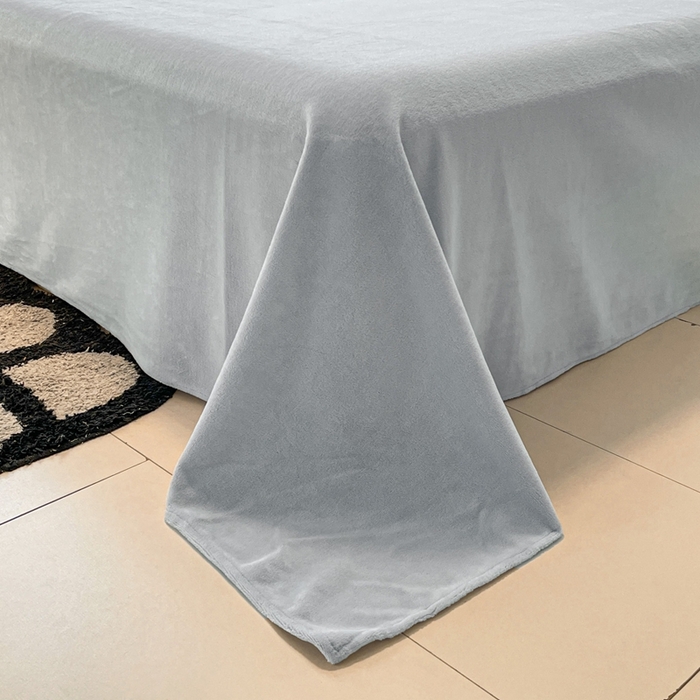 91家纺网 家纺一手货源 找家纺 小叮当家纺仓储工厂店 2025新款高克重230克雕花牛奶绒四件套 水漾蝶舞-蓝