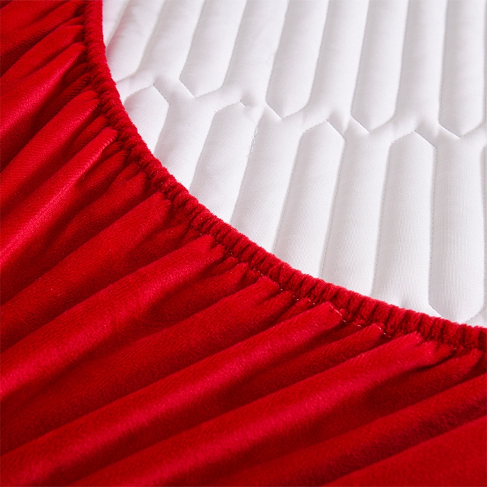 91家纺网 家纺一手货源 找家纺 云木里 2025新款秋冬牛奶绒刺绣夹棉床笠 郁金香-酒红