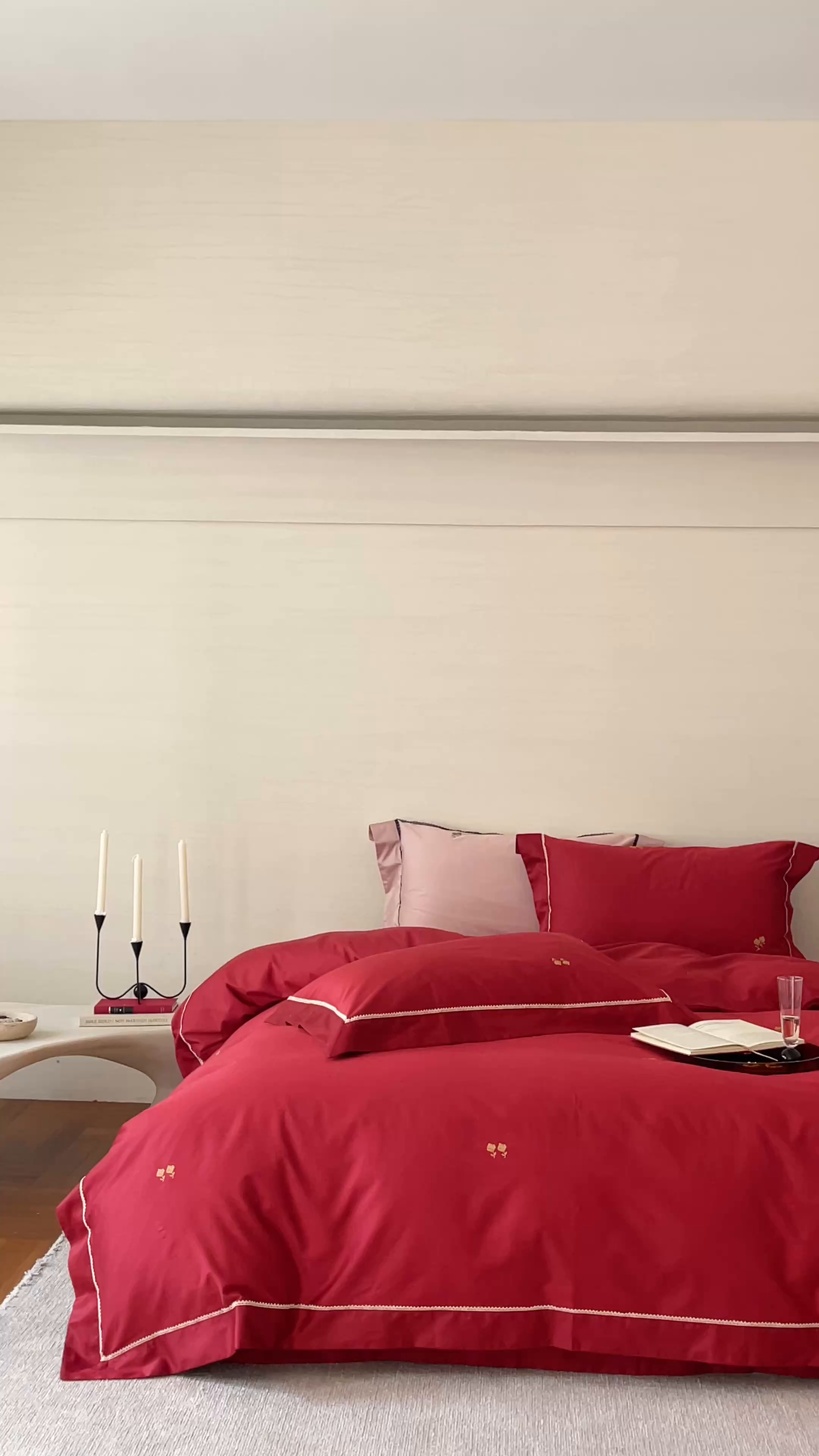 91家纺网 家纺一手货源 找家纺 优然居家纺 2025新款50s全棉纯棉色织蕾丝花边四件套-维也纳 维也纳红