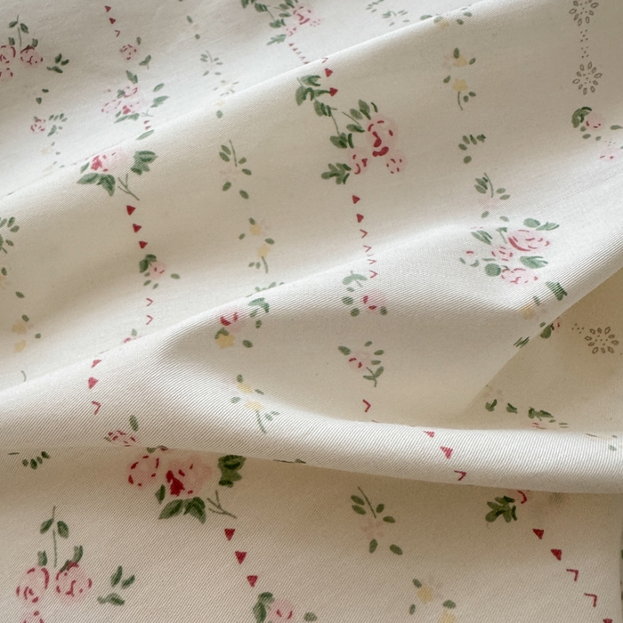 91家纺网 家纺一手货源 找家纺 小叮当家纺仓储工厂店 2025新款13372碎花系列全棉纯棉印花四件套 镜之密语