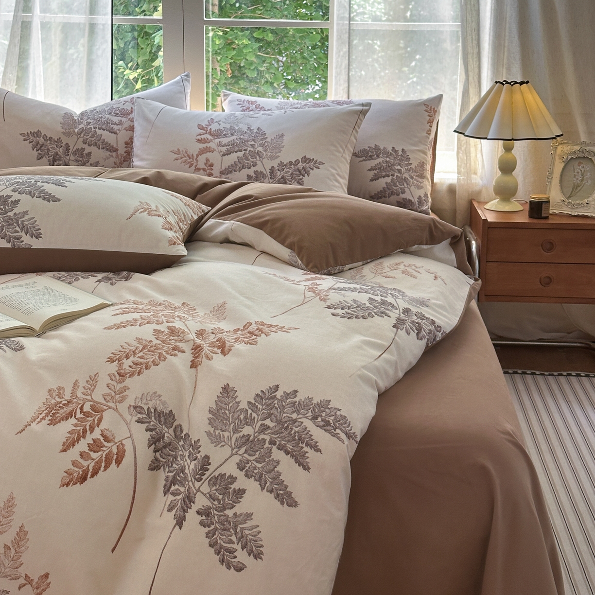 91家纺网 家纺一手货源 找家纺 小叮当家纺仓储工厂店 2025新款数码印花全棉纯棉磨毛四件套 草木绮梦