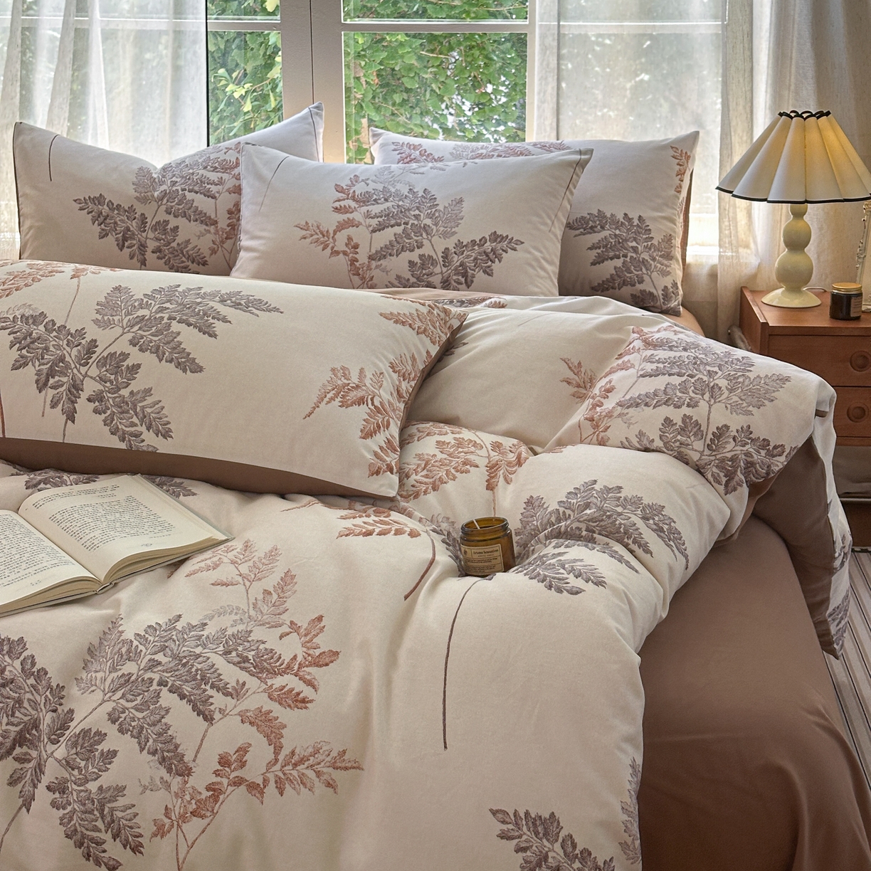 91家纺网 家纺一手货源 找家纺 小叮当家纺仓储工厂店 2025新款数码印花全棉纯棉磨毛四件套 草木绮梦