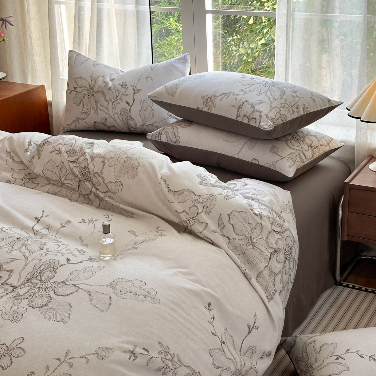 91家纺网 家纺一手货源 找家纺 小叮当家纺仓储工厂店 2025新款数码印花全棉纯棉磨毛四件套 镜花水月